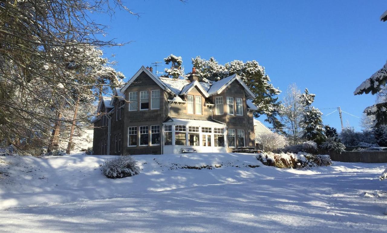 Coig Na Shee Guest House Newtonmore Exterior photo