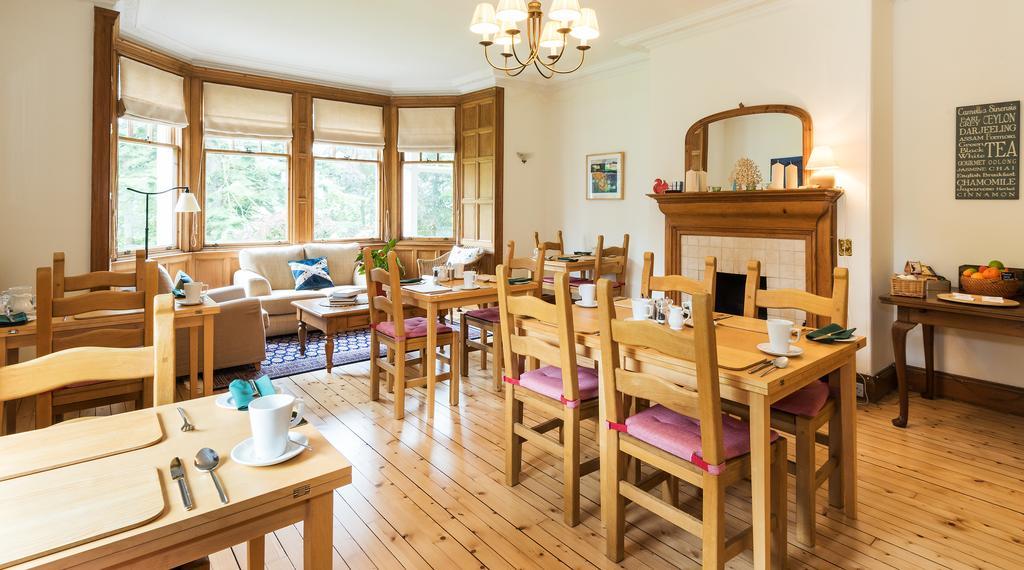 Coig Na Shee Guest House Newtonmore Exterior photo